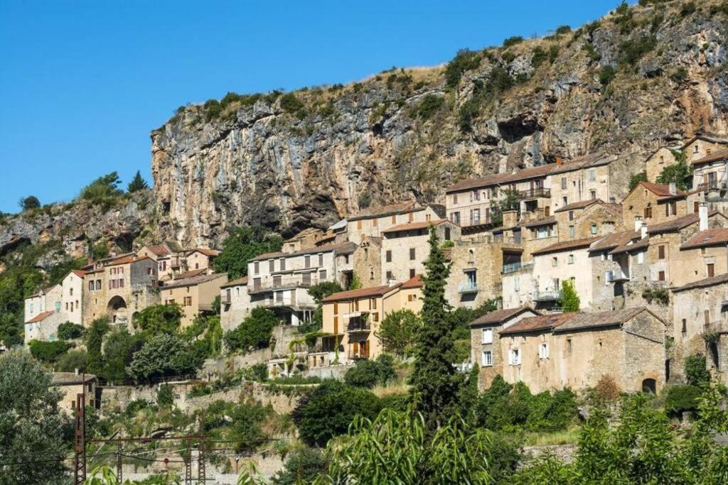 T 2 Dans Village Vacances 3 *** A Saint Geniez 2 Piscines Chauffee Pierrefiche  Екстер'єр фото